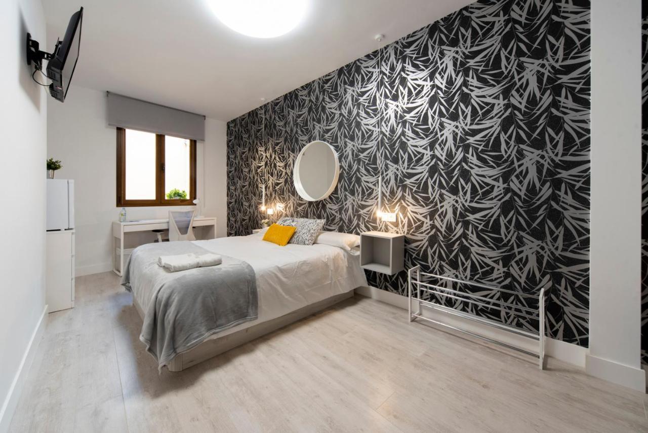 Vizcainos Home Away Segovia Exterior photo